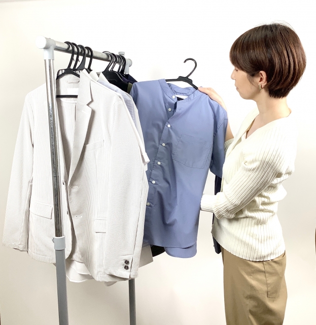洋服のコーディネートの写真