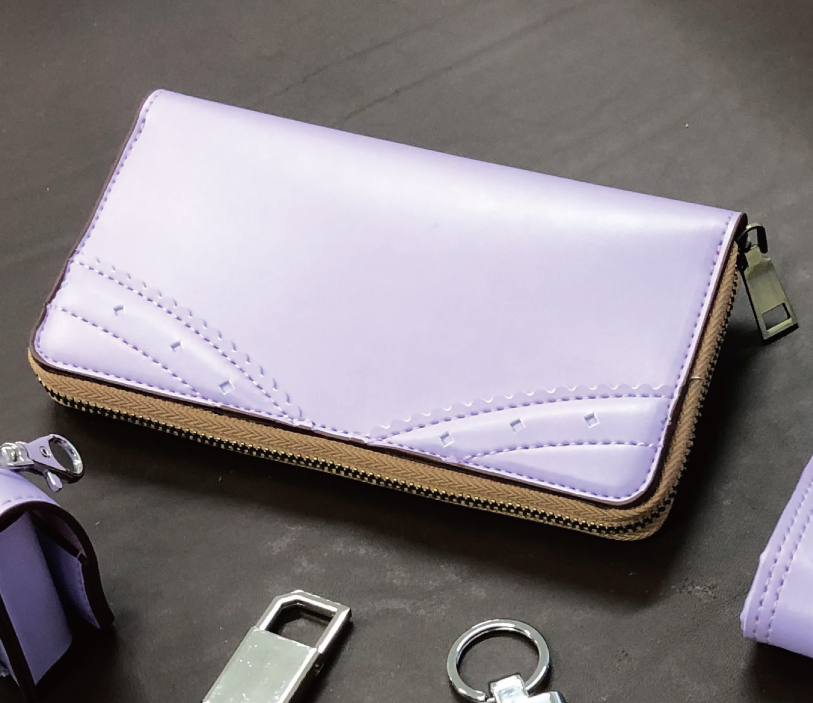 水野鞄店 のリメイク財布の写真