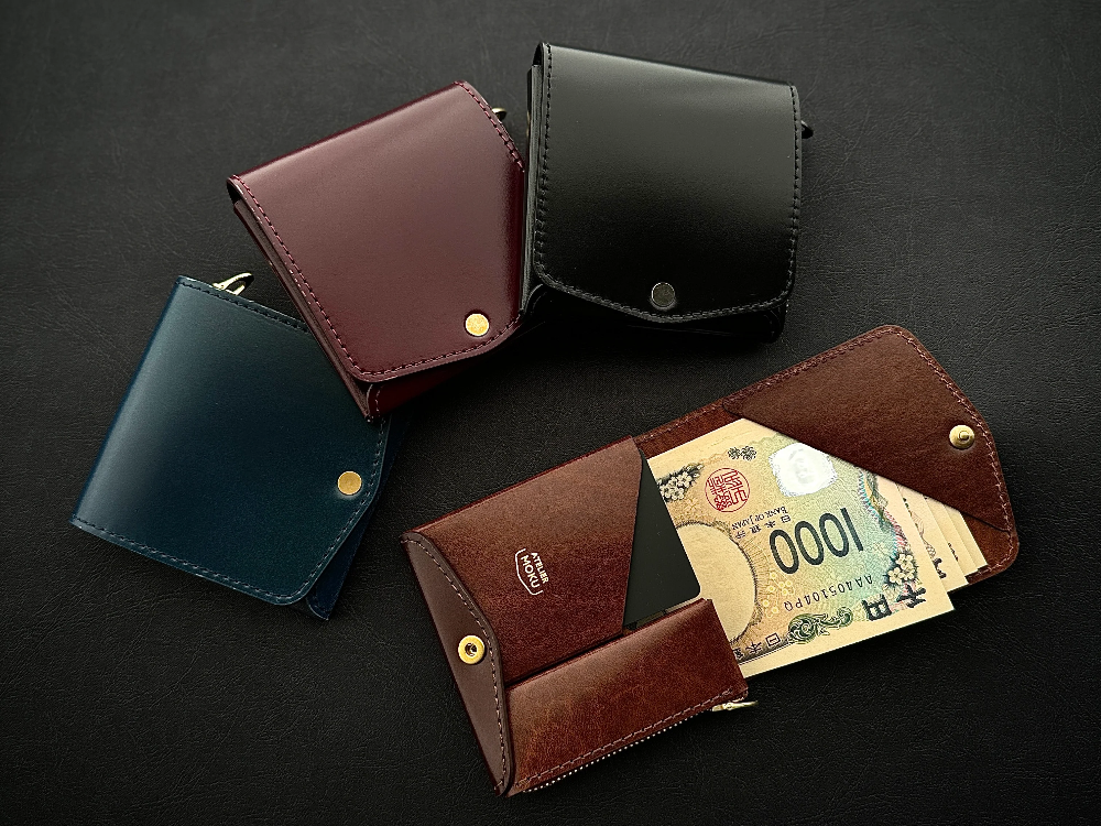 小さく薄い財布SAKU ver.3 Plus Cordovanの写真