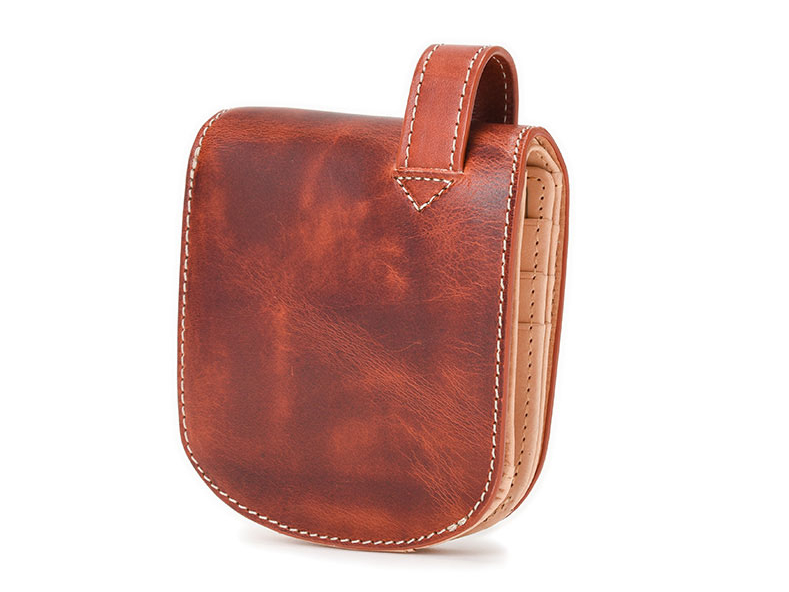 バグッダ ヒップポケット革財布 (小銭入れ付き)の財布の写真