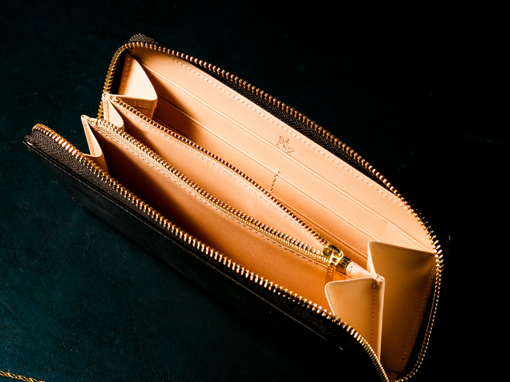 ブライドル・グランドウォレットの写真