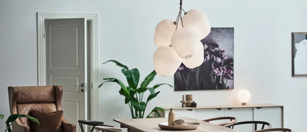 ラ・ヴィータ公式サイトの照明イメージ写真